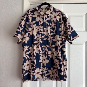 Cooke Street Honolulu Men’s Hawaiian Floral Button Down Blue and Cream Shirt